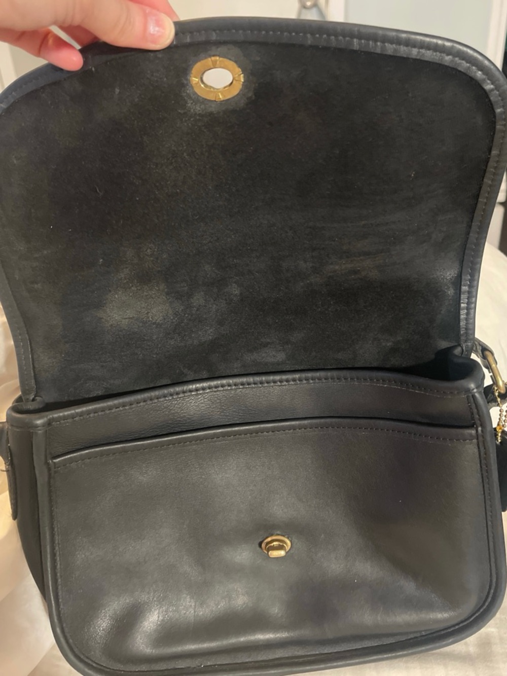 Vintage Coach Black Leather City Bag No G9N-9790 - Picture 8 of 9
